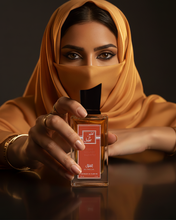 Load image into Gallery viewer, عنبر وعسل
